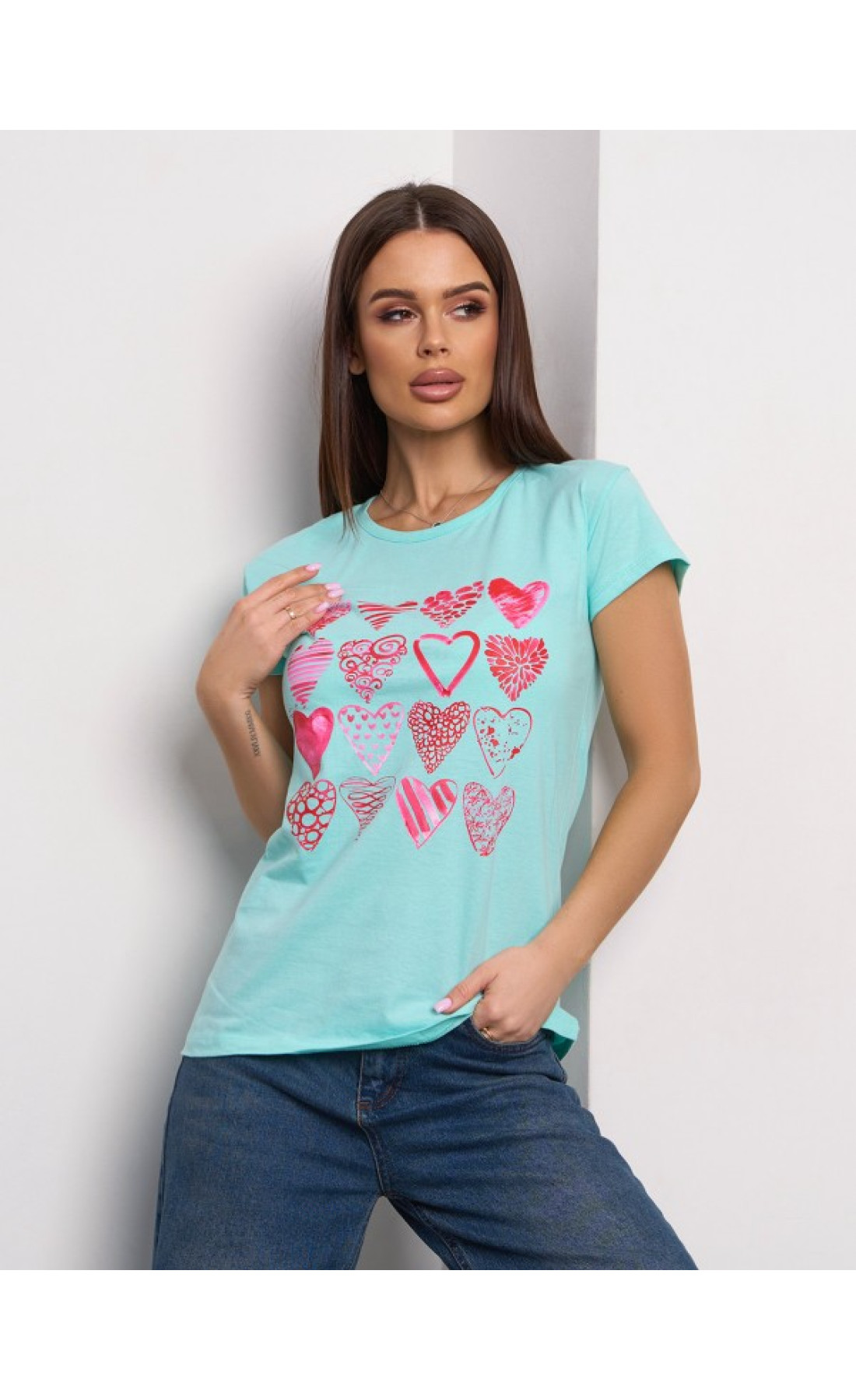 Жіноча футболка Issp