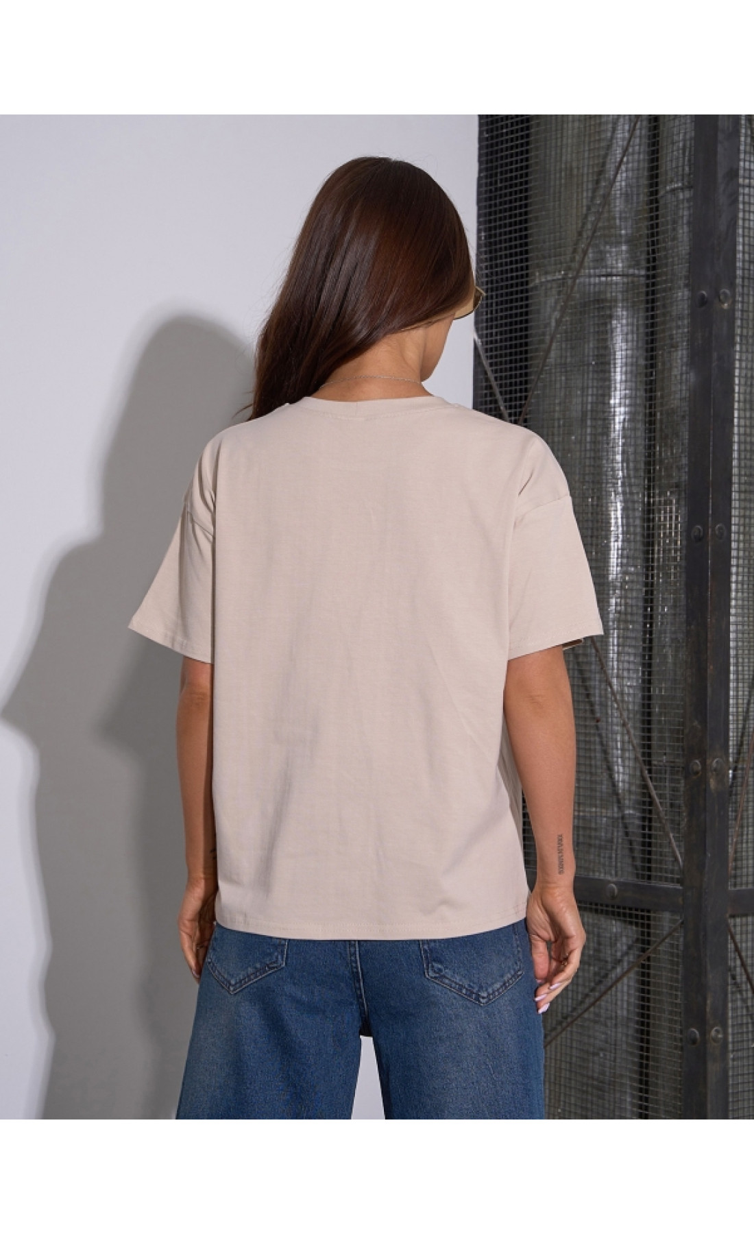 Жіноча футболка Issp