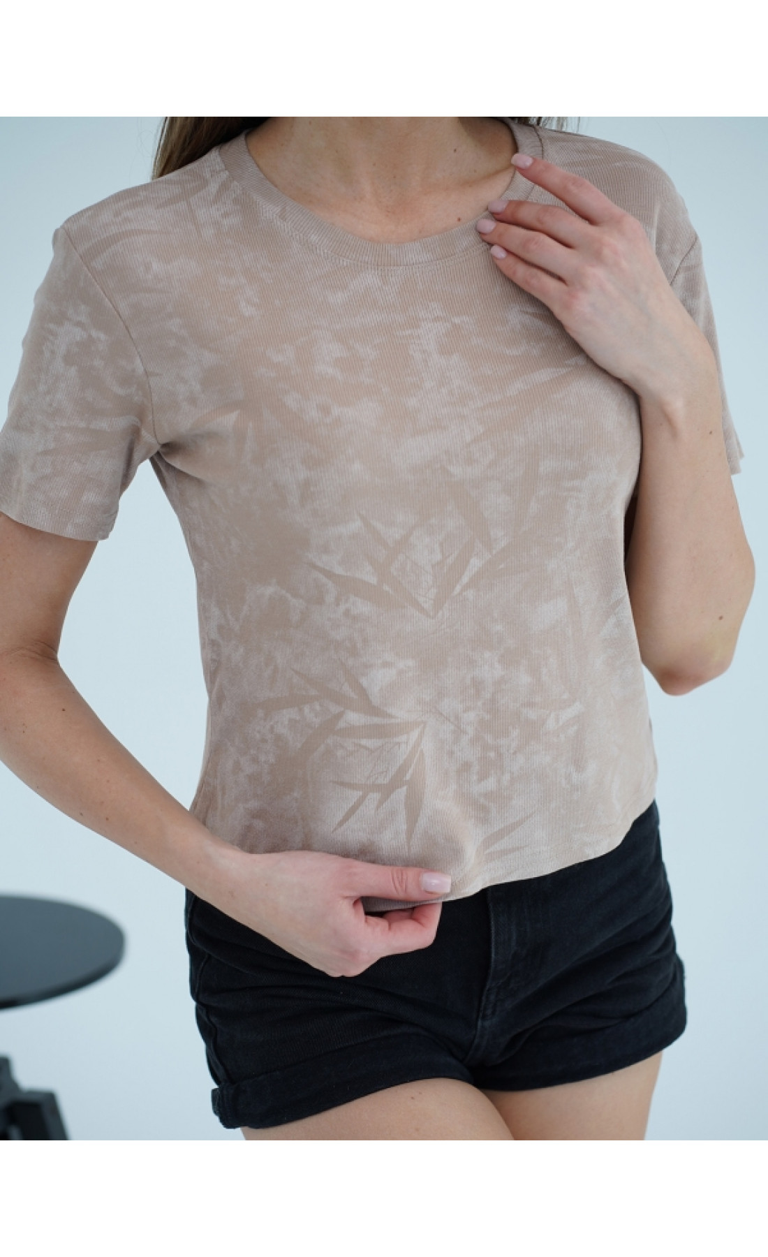 Жіноча футболка Issp