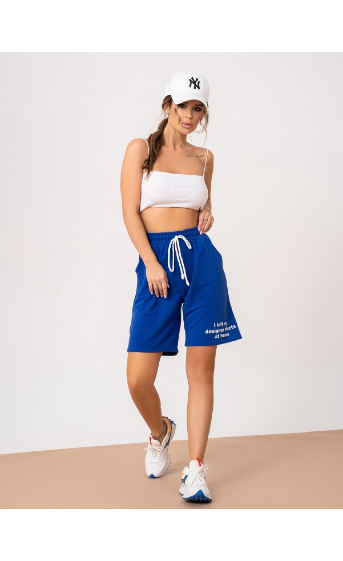 Жіночі шорти Issp