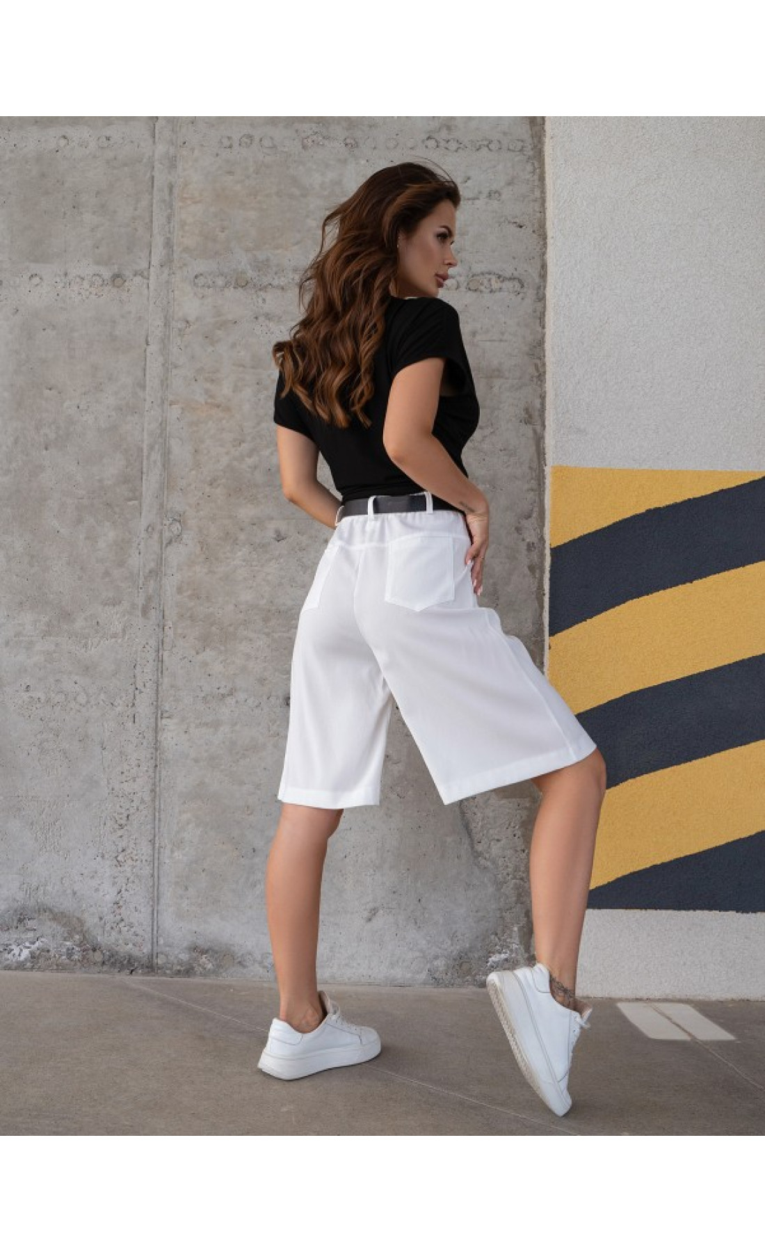 Жіночі шорти Issp