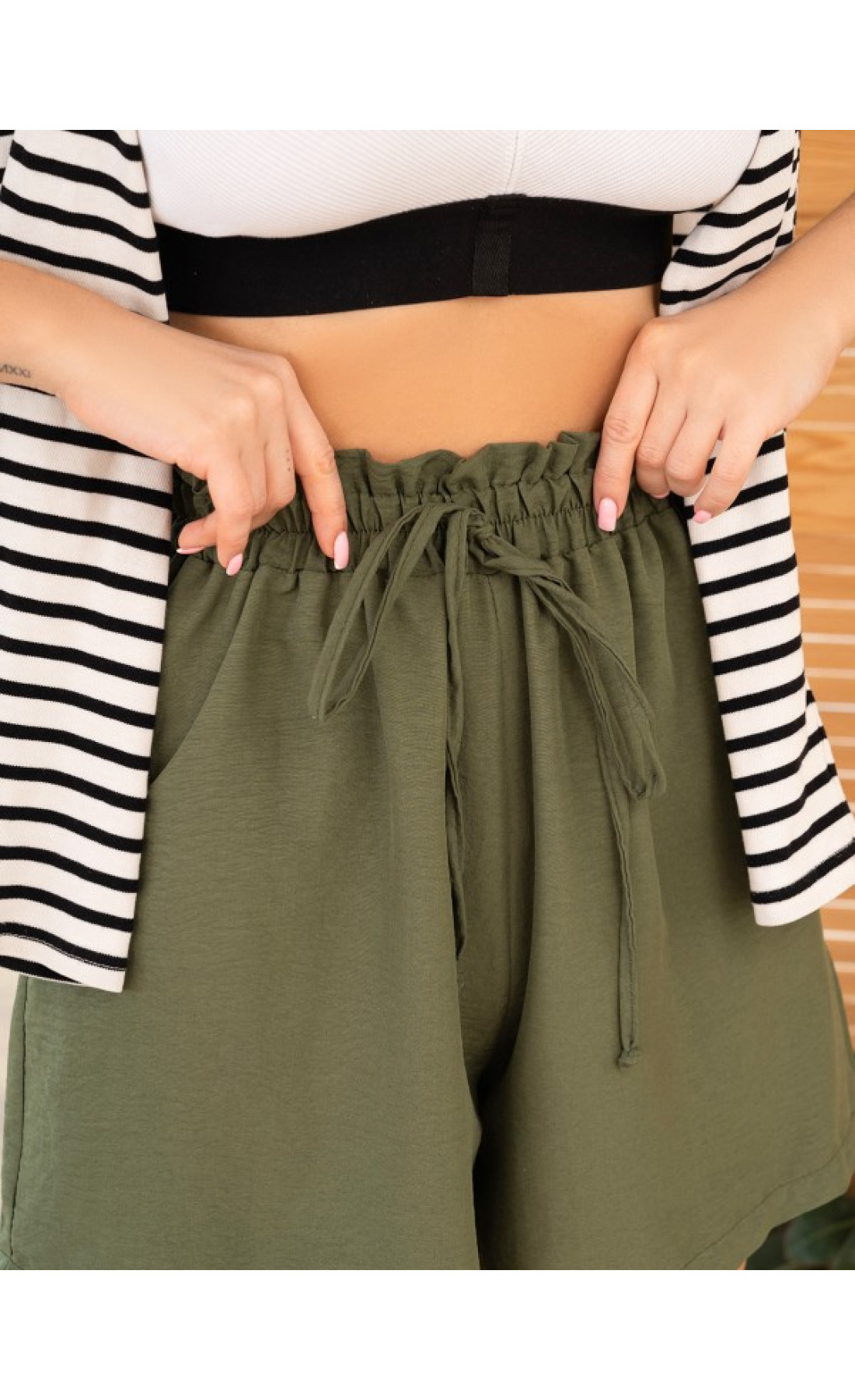 Жіночі шорти Issp