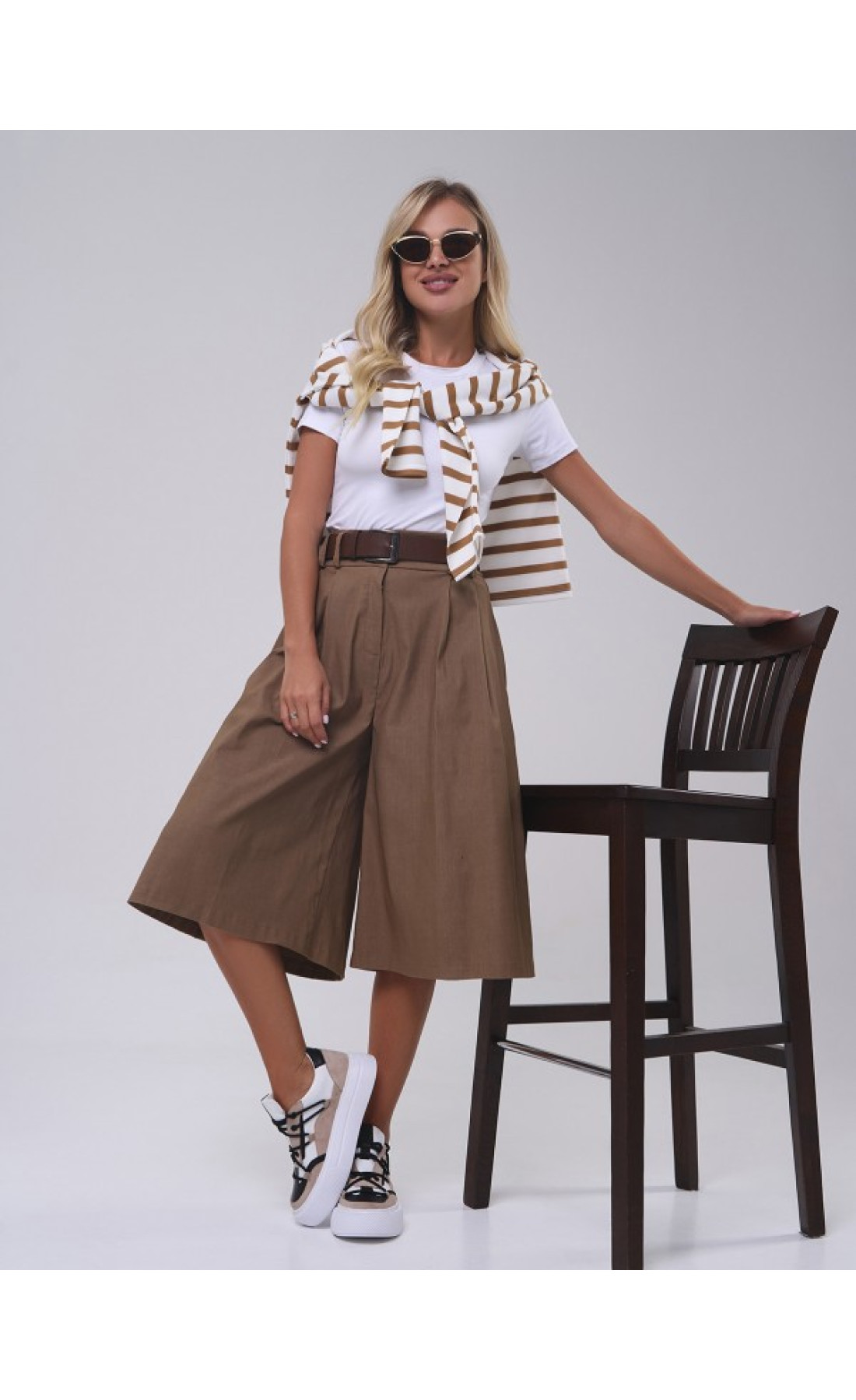 Жіночі шорти Issp