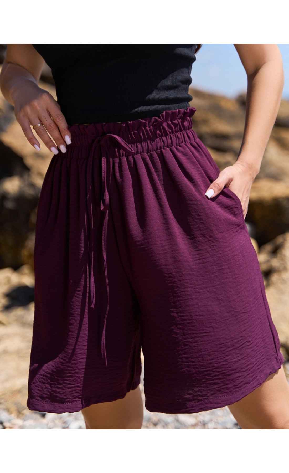 Жіночі шорти Issp