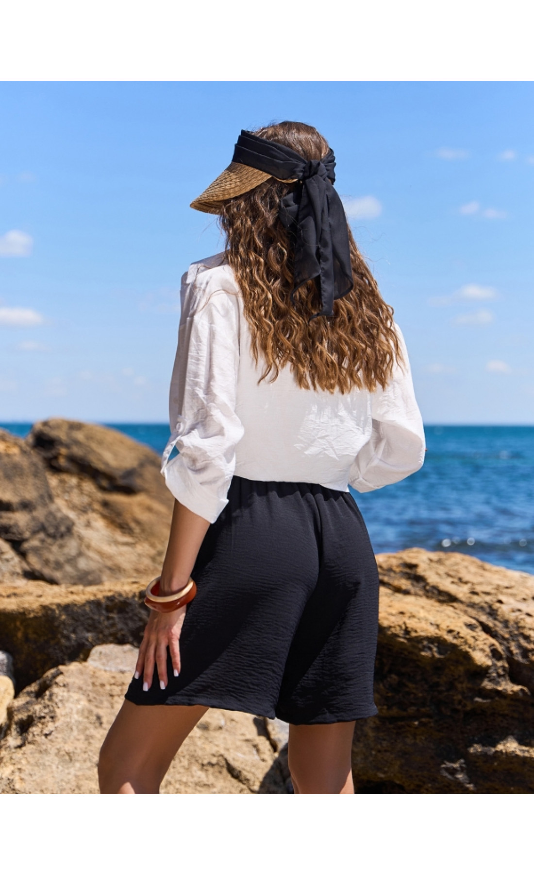 Жіночі шорти Issp