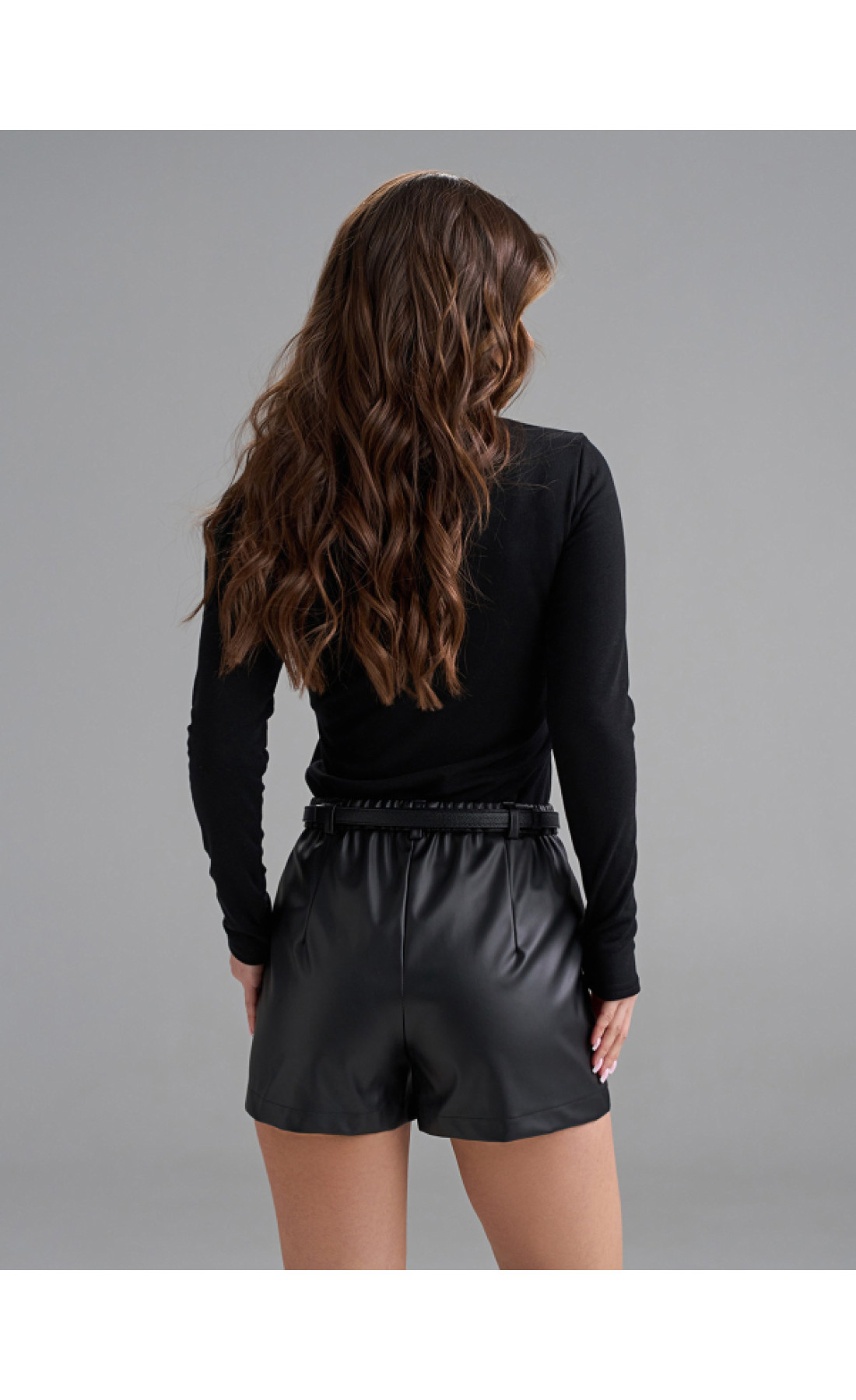 Жіночі шорти Issp