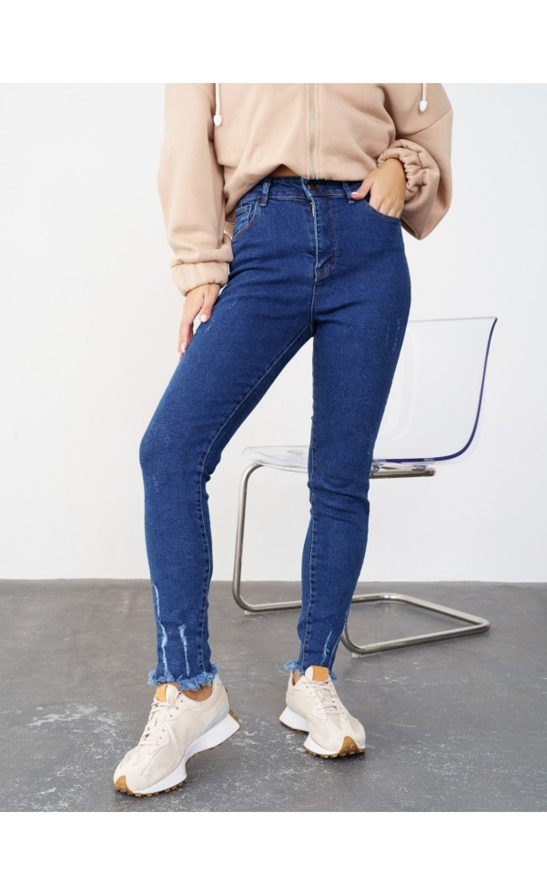 Жіночі джинси Issp