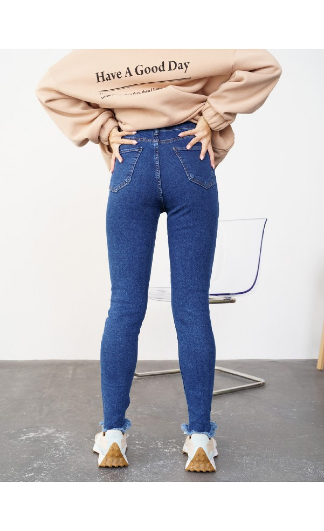 Жіночі джинси Issp