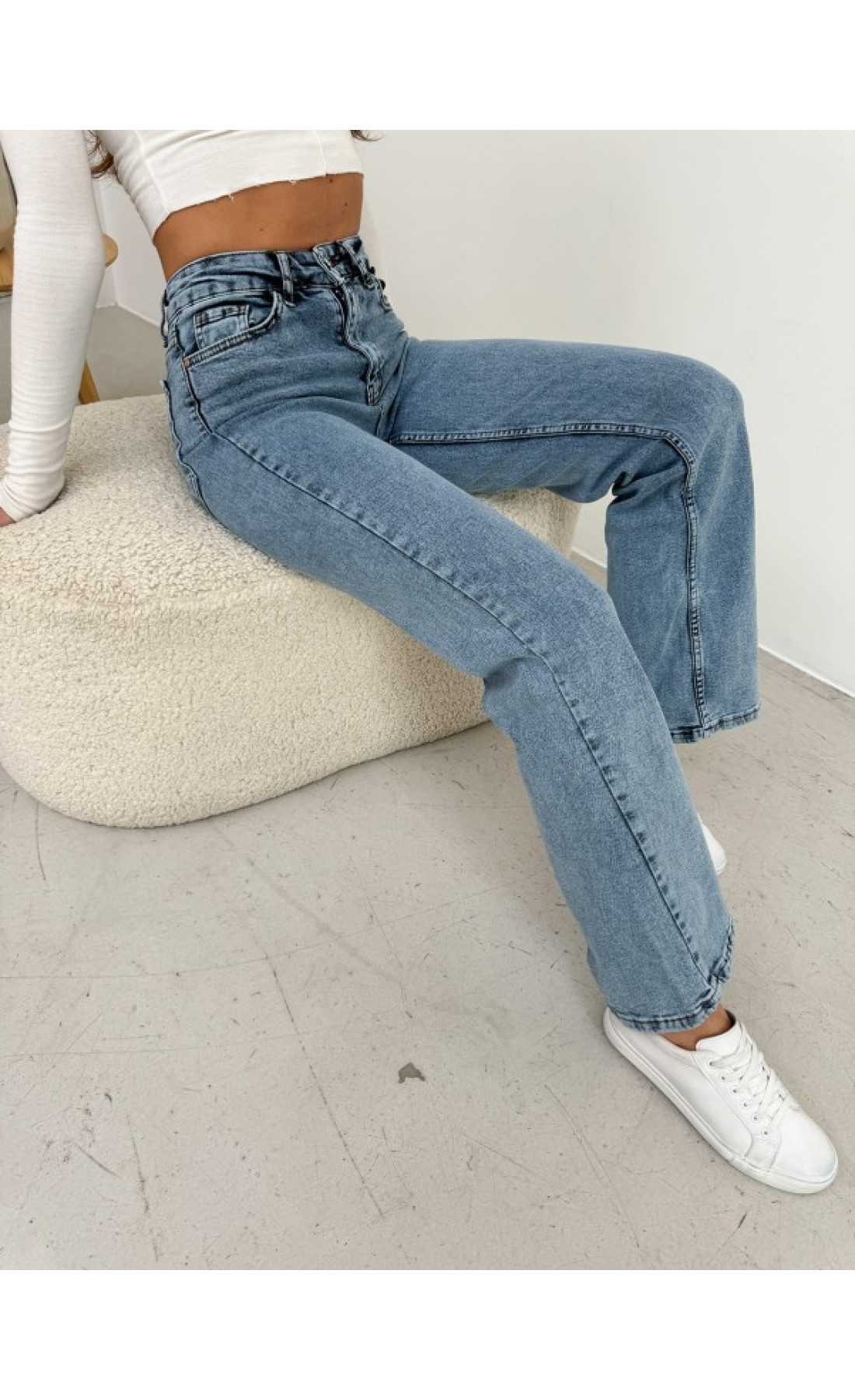 Жіночі джинси Issp