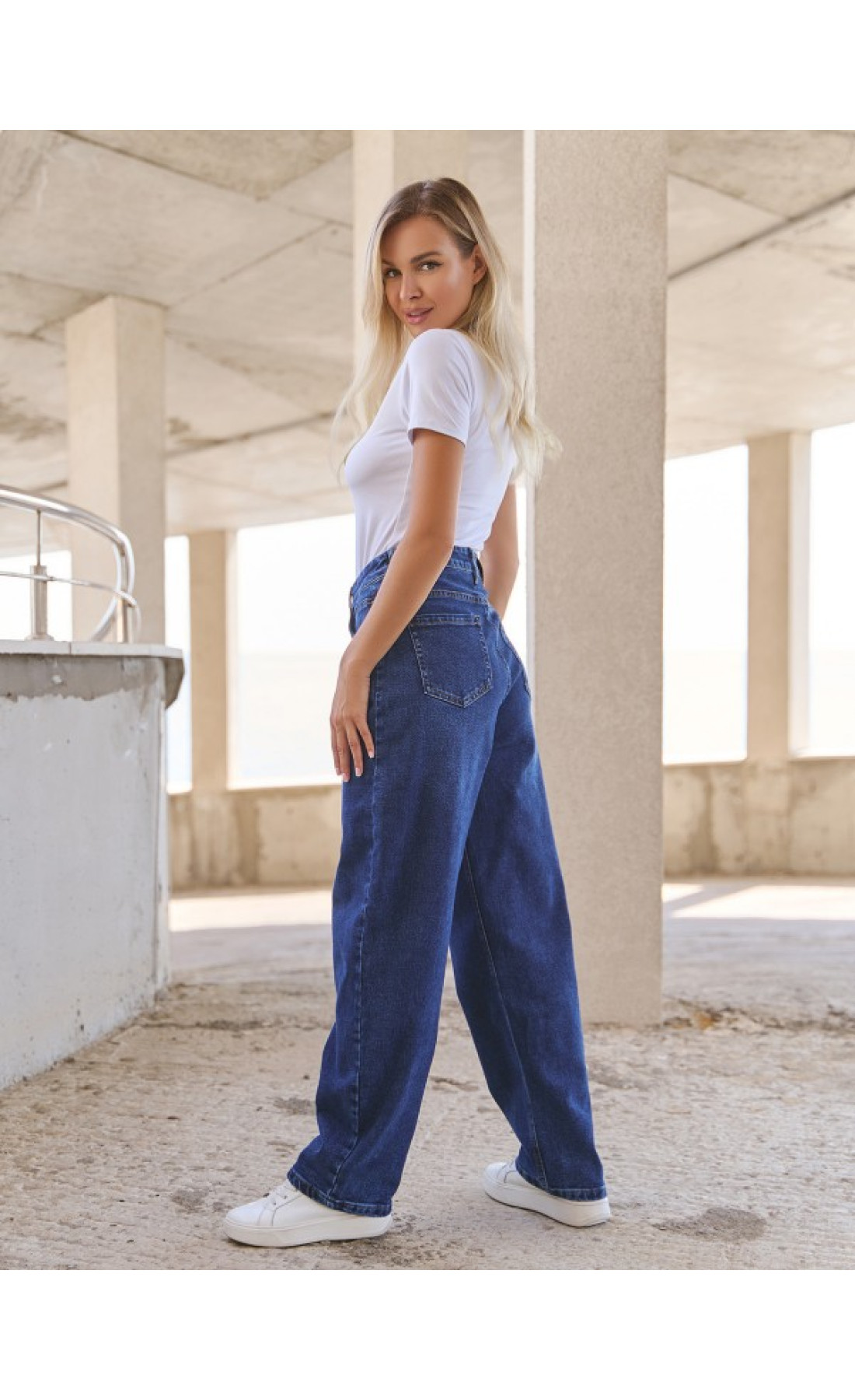 Жіночі джинси Issp