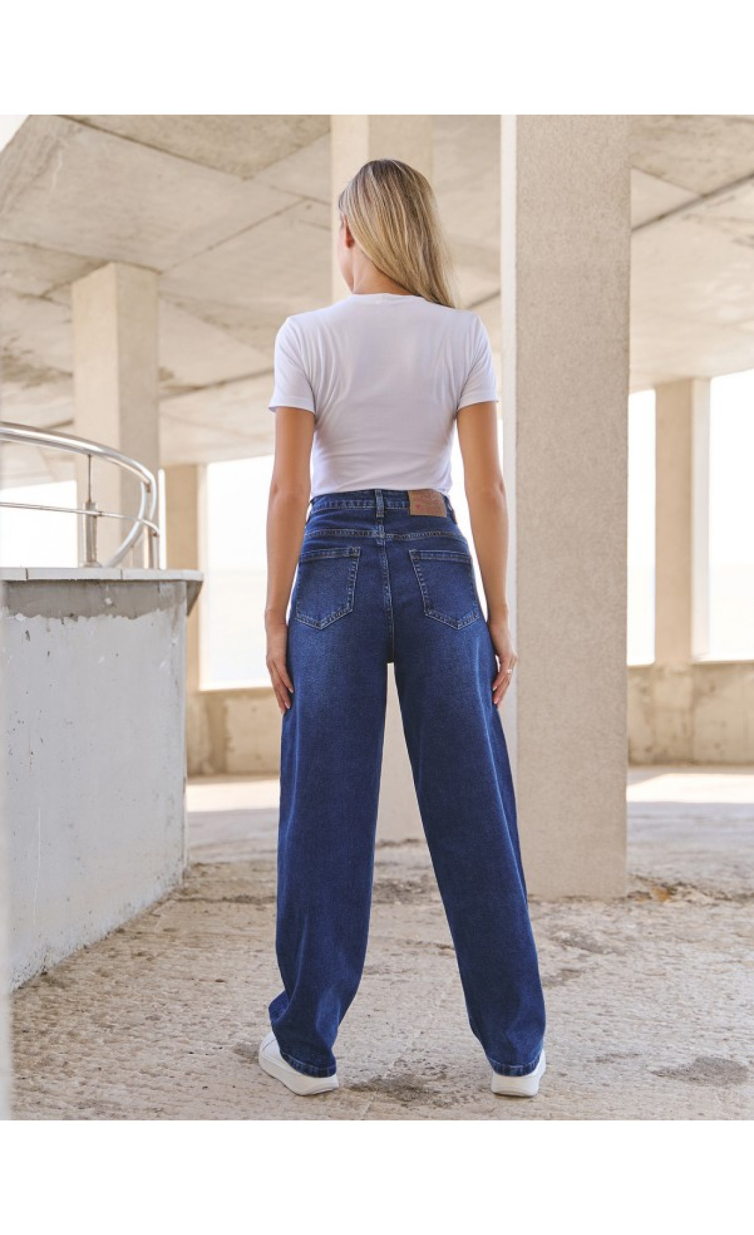 Жіночі джинси Issp