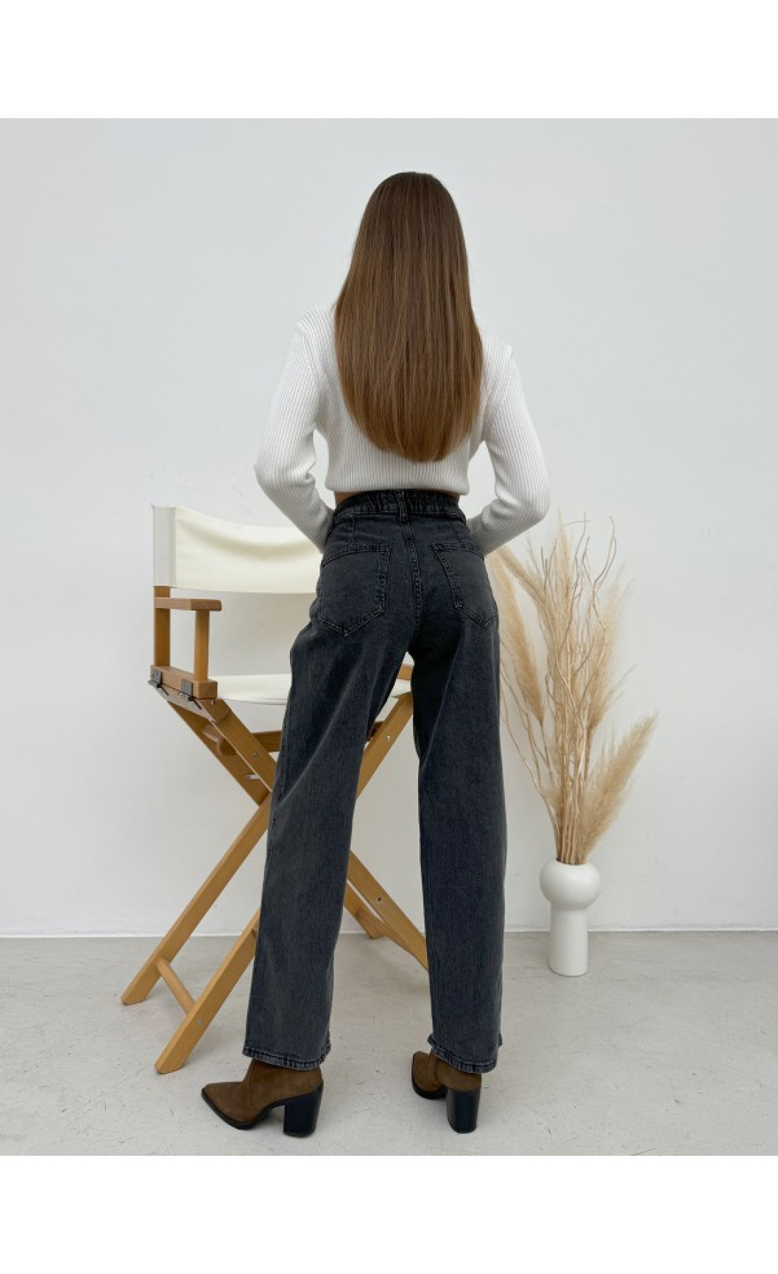 Жіночі джинси Issp