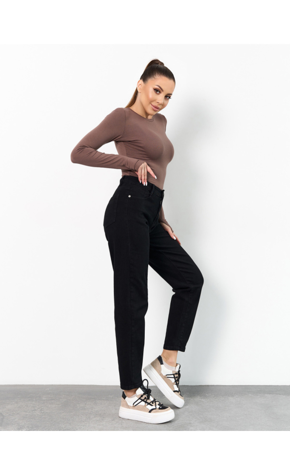 Жіночі джинси Issp