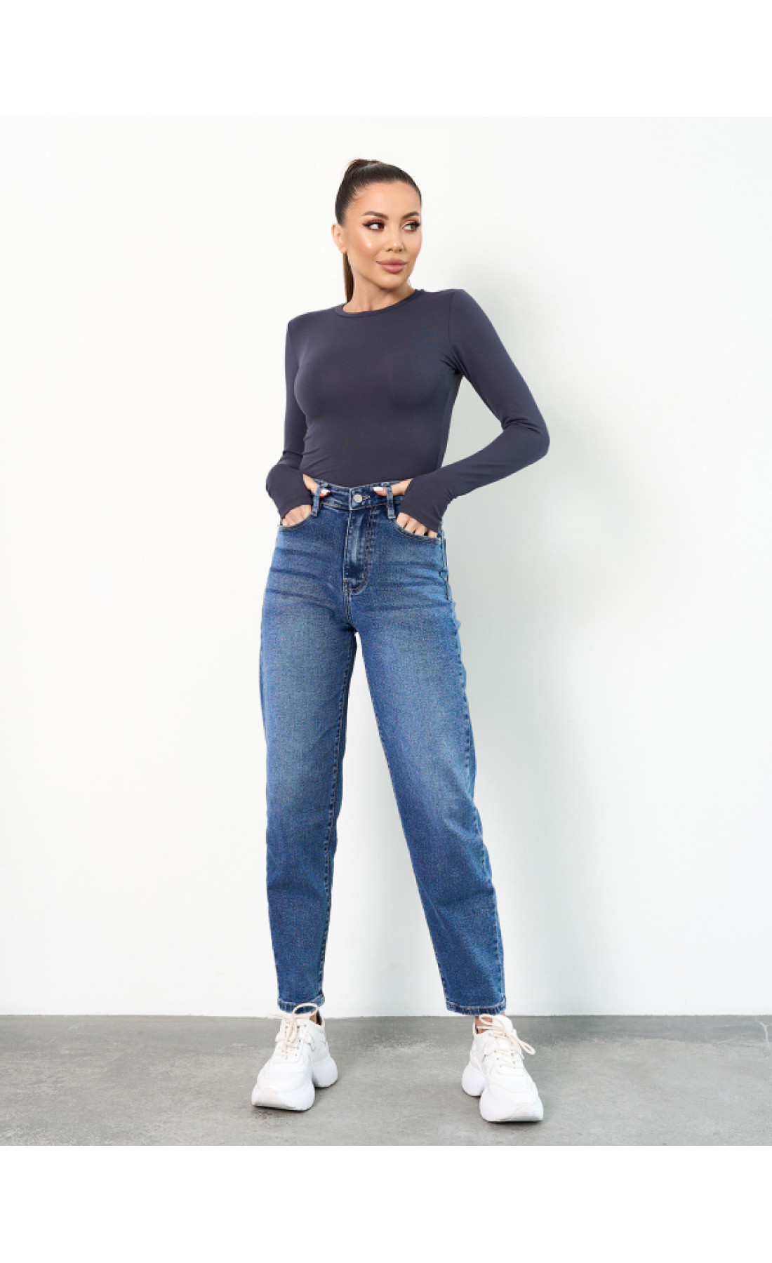 Жіночі джинси Issp