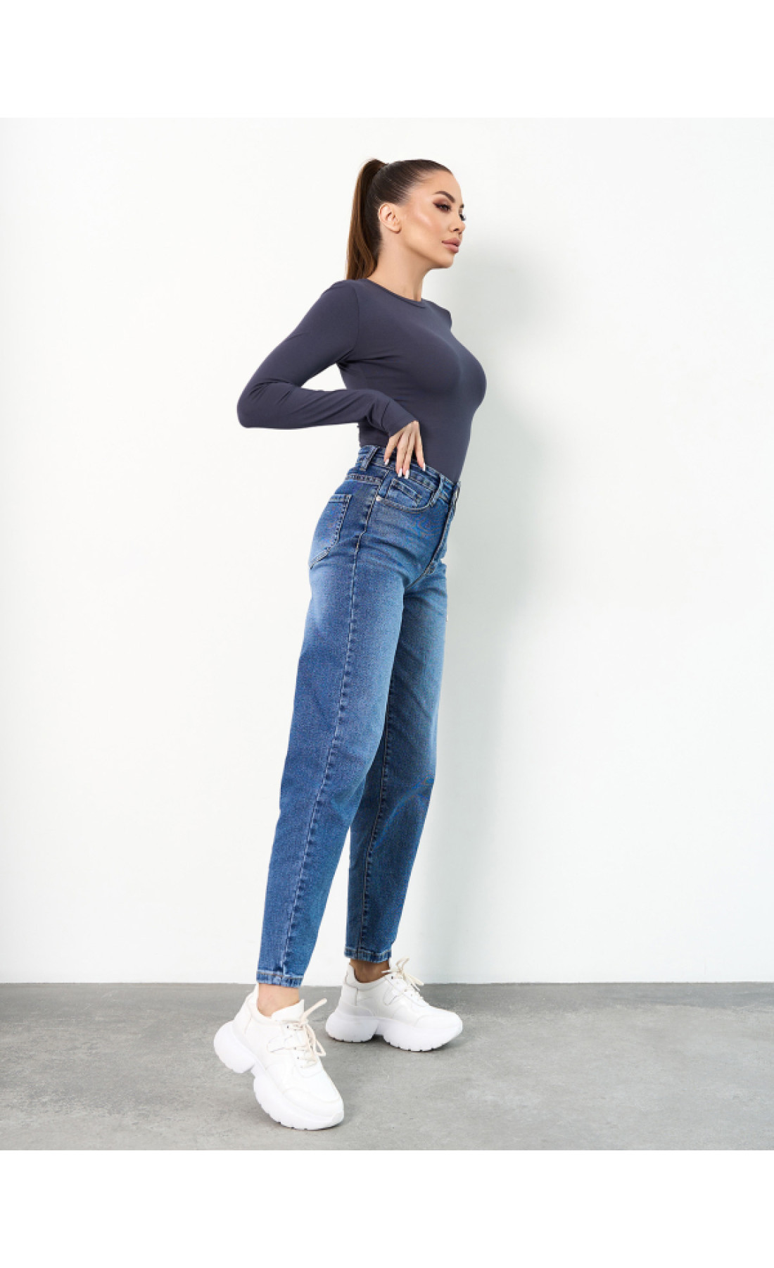 Жіночі джинси Issp