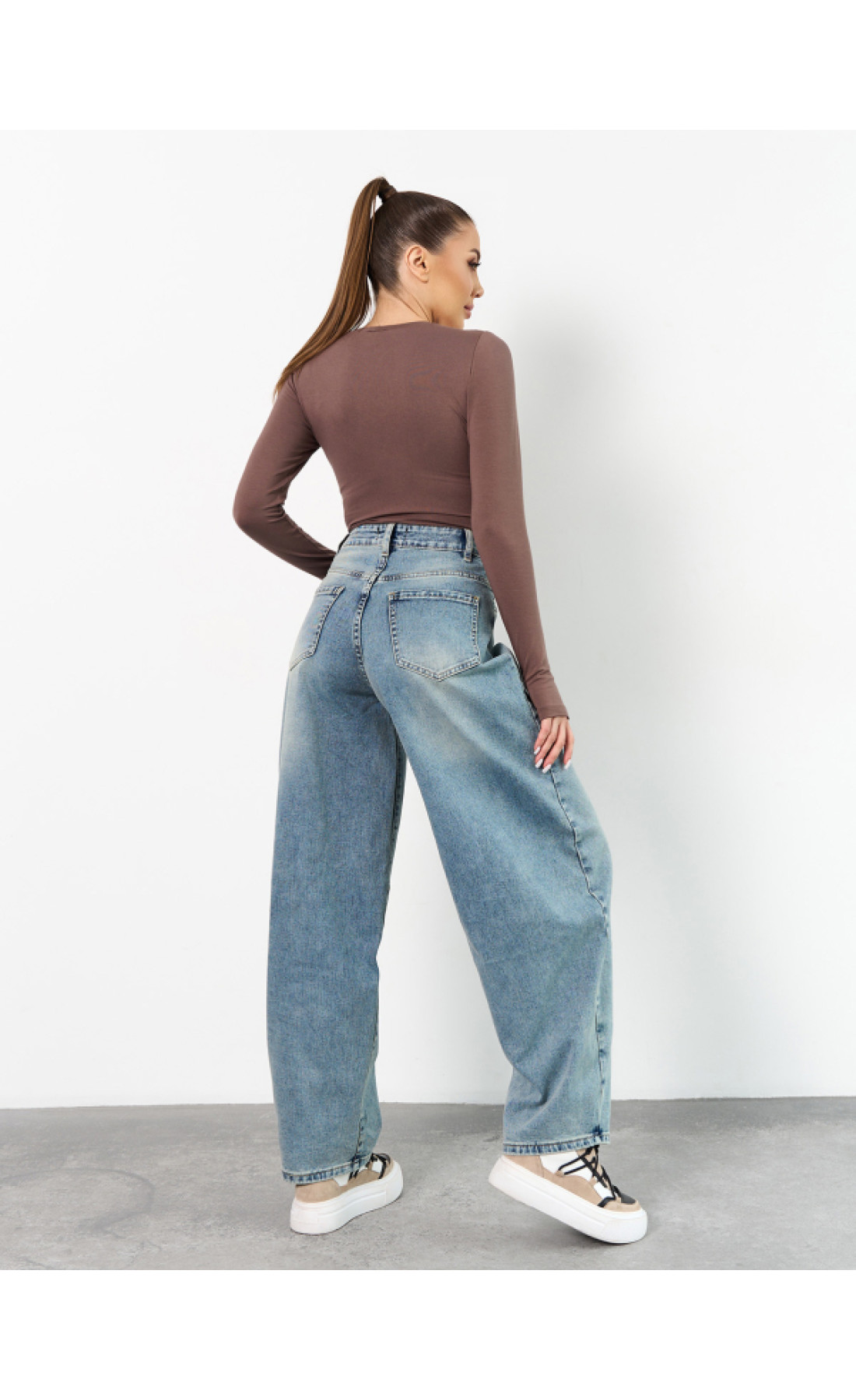 Жіночі джинси Issp