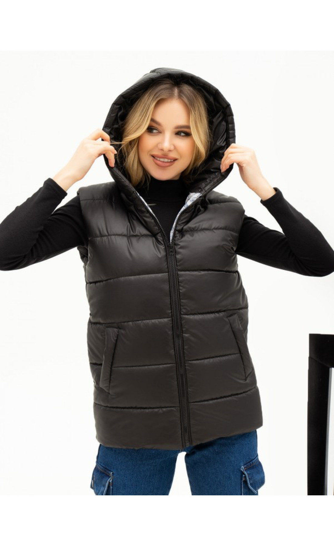 Жіноча жилетка Issp