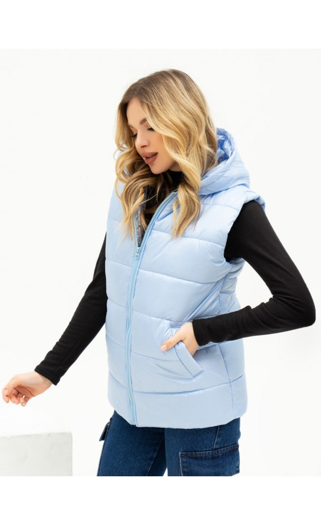 Жіноча жилетка Issp