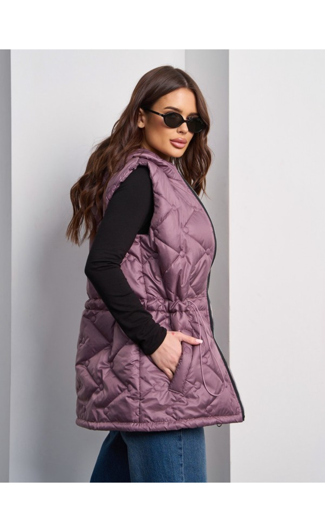 Жіноча жилетка Issp