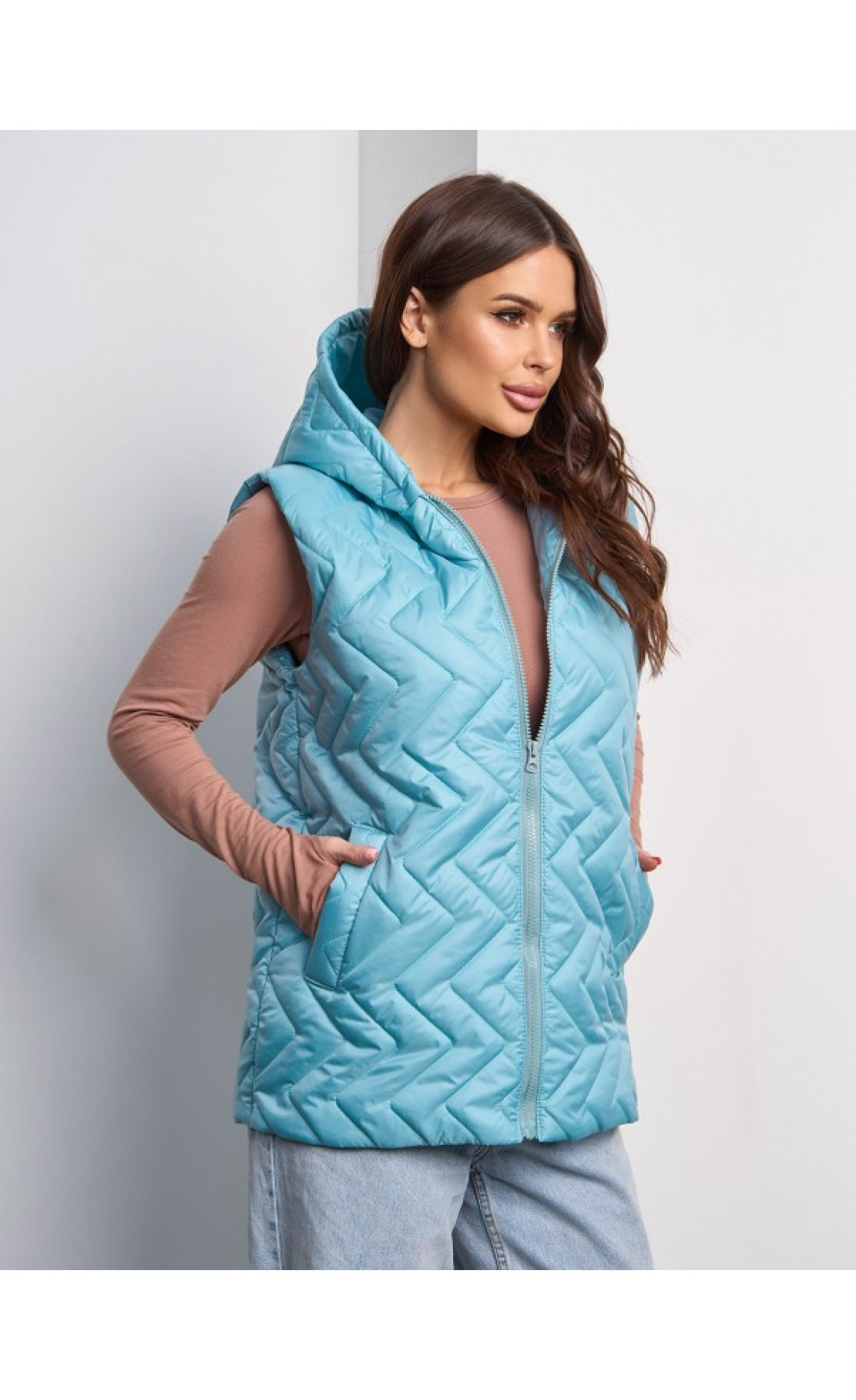 Жіноча жилетка Issp