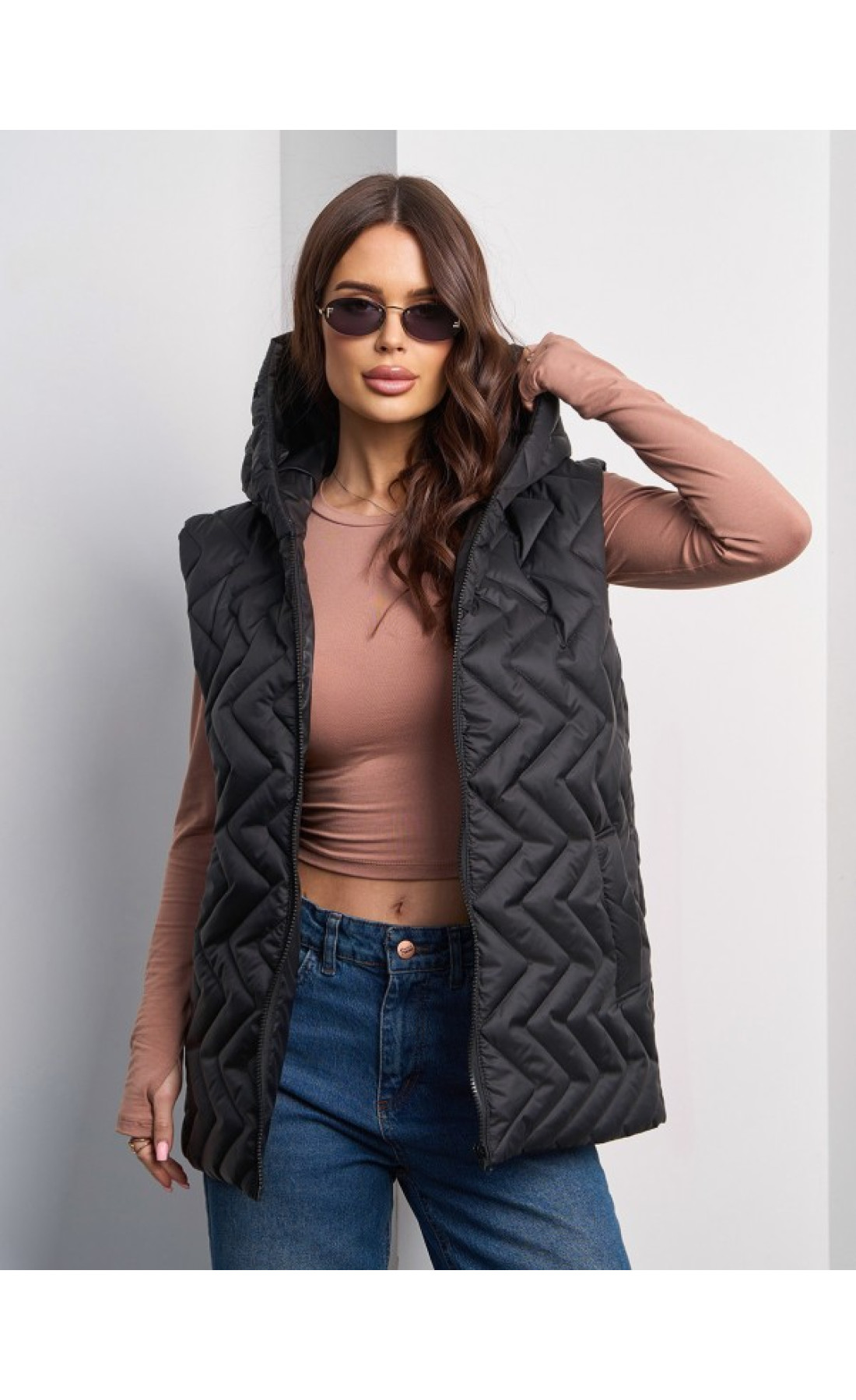 Жіноча жилетка Issp