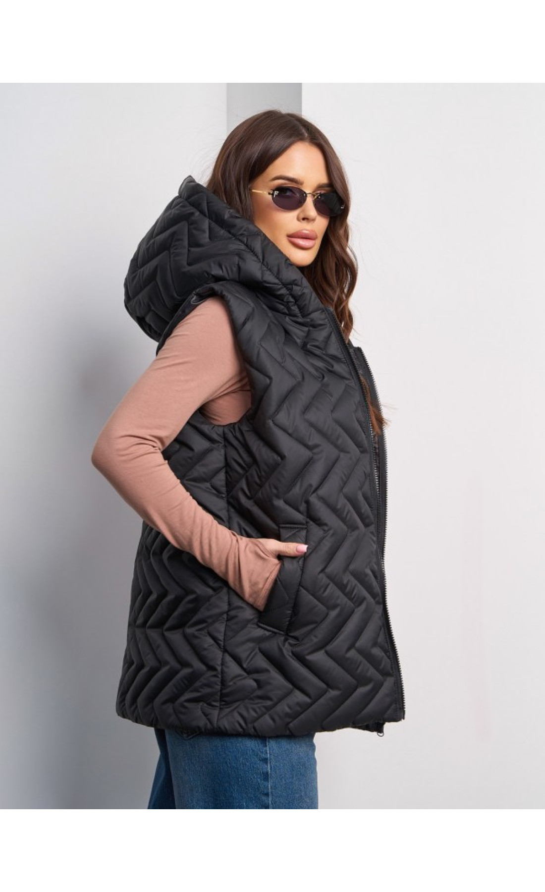 Жіноча жилетка Issp