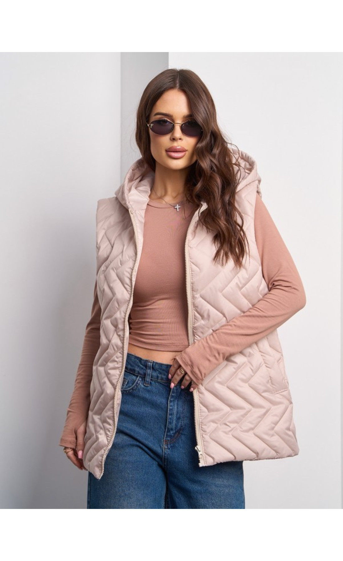 Жіноча жилетка Issp