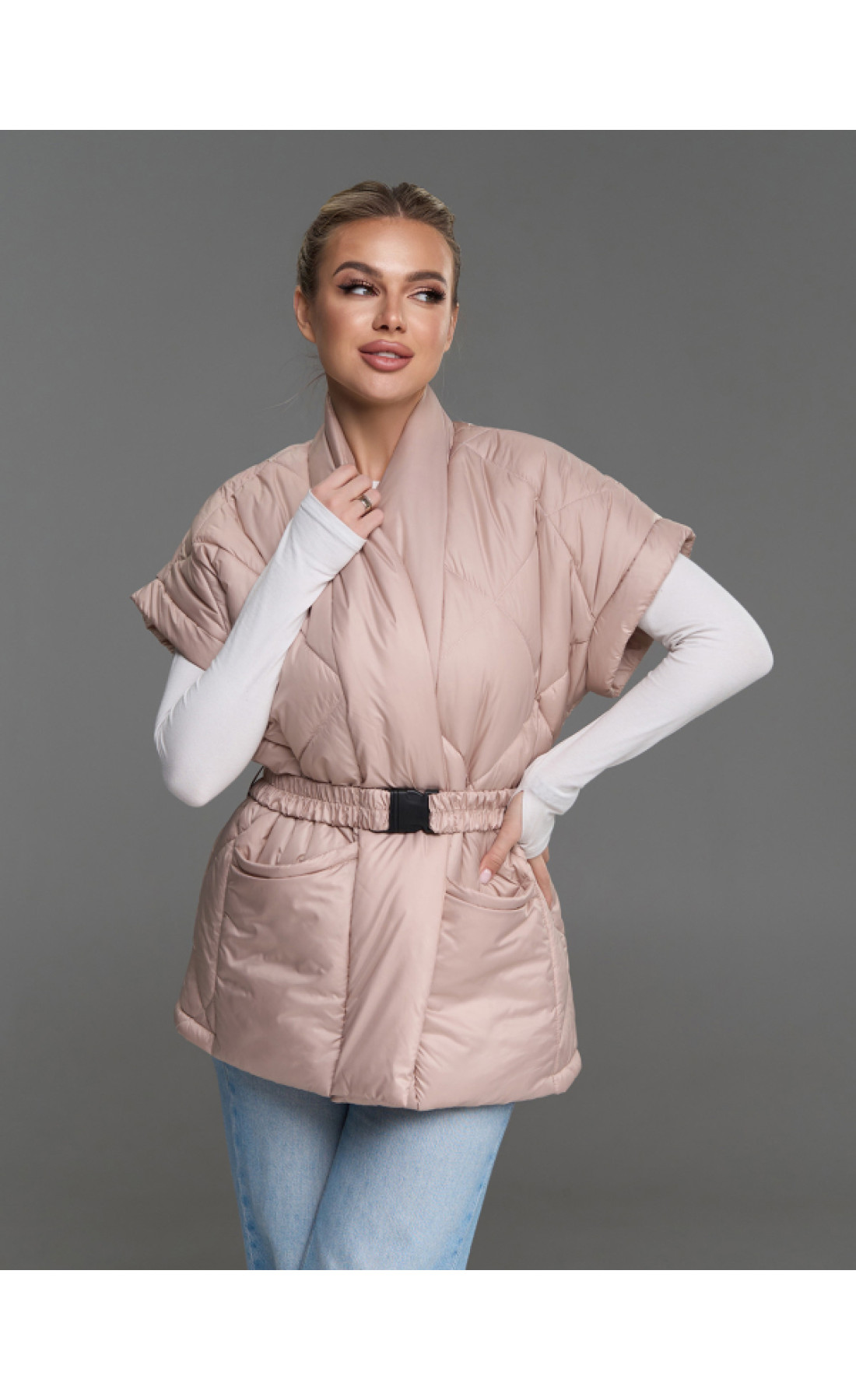 Жіноча жилетка Issp