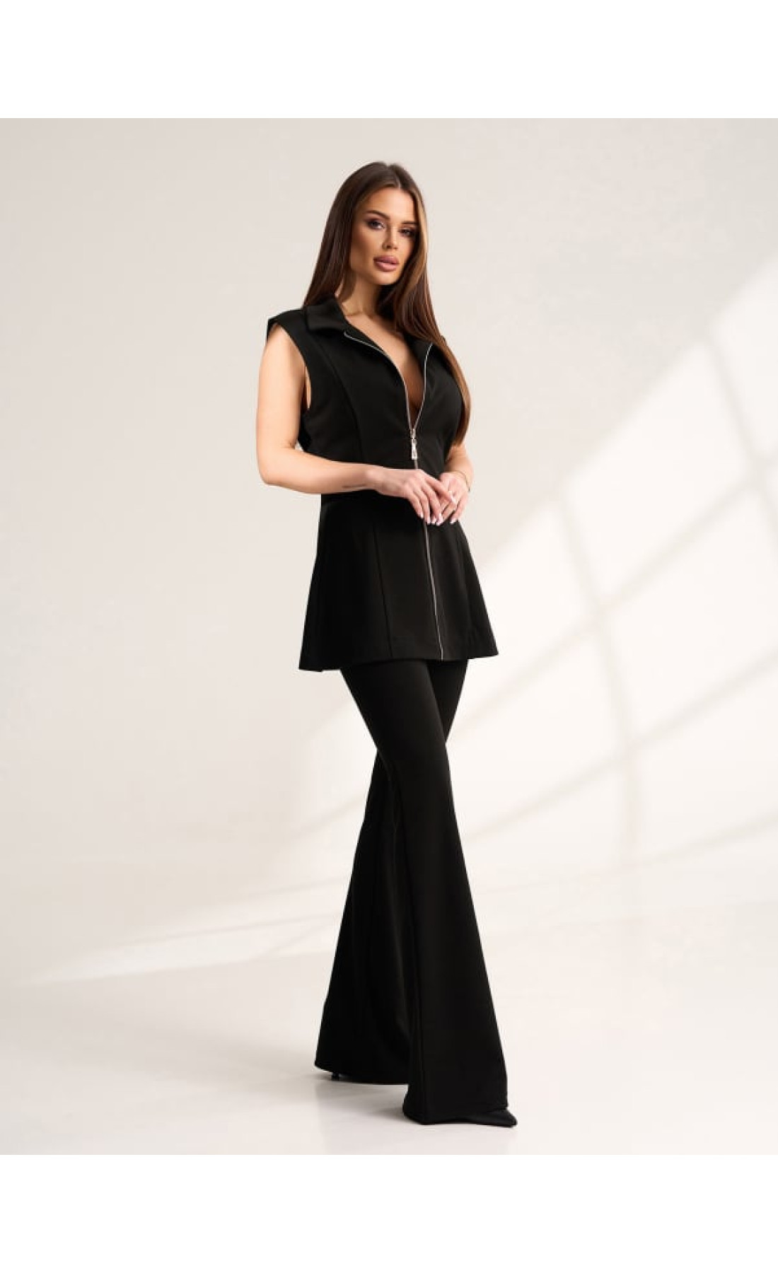 Жіноча жилетка Issp