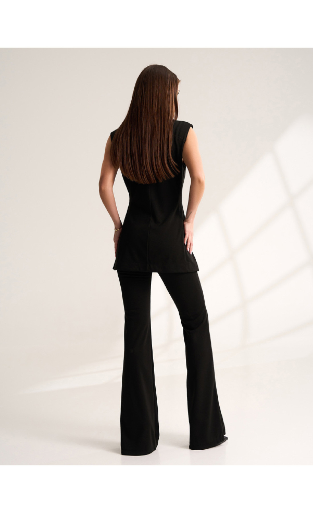 Жіноча жилетка Issp