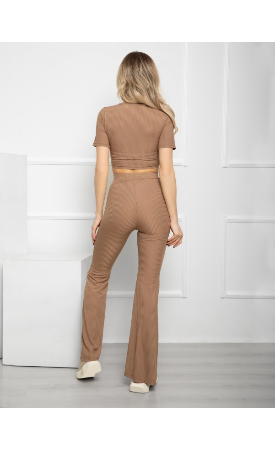 Жіночий костюм Issp