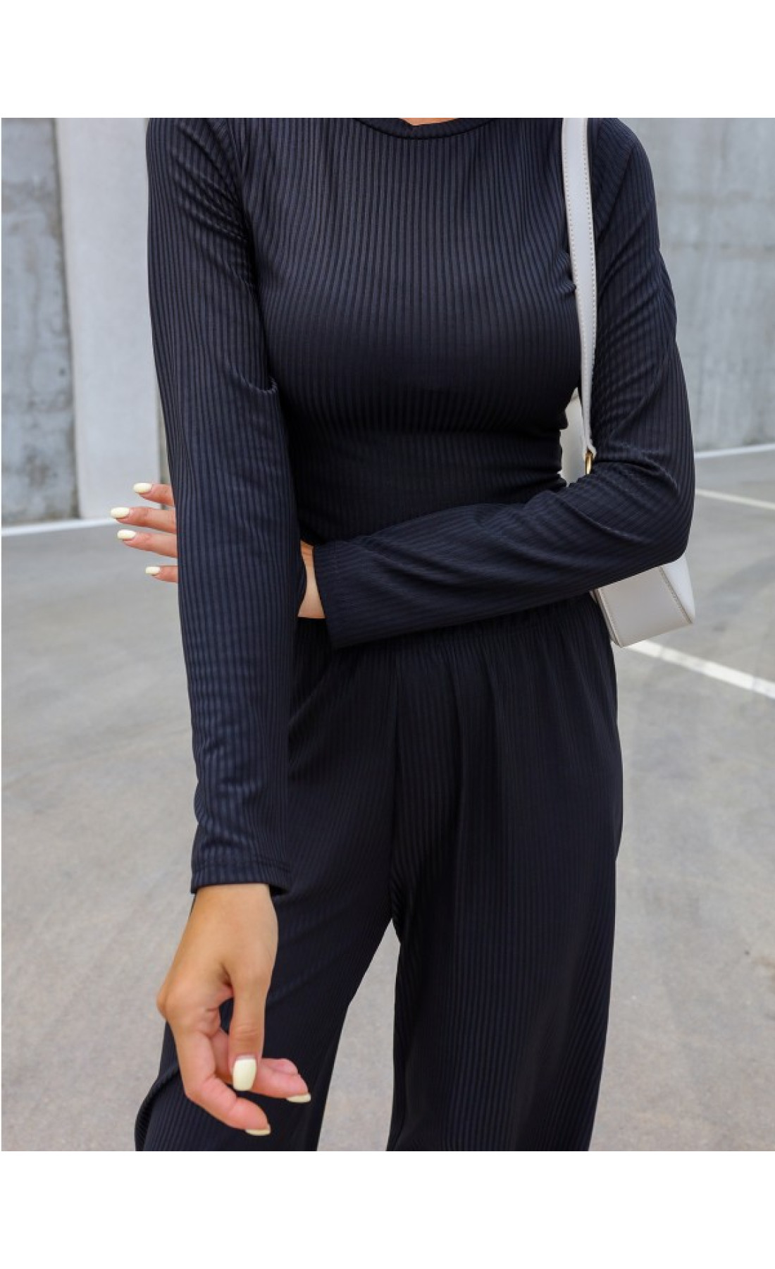 Жіночий костюм Issp