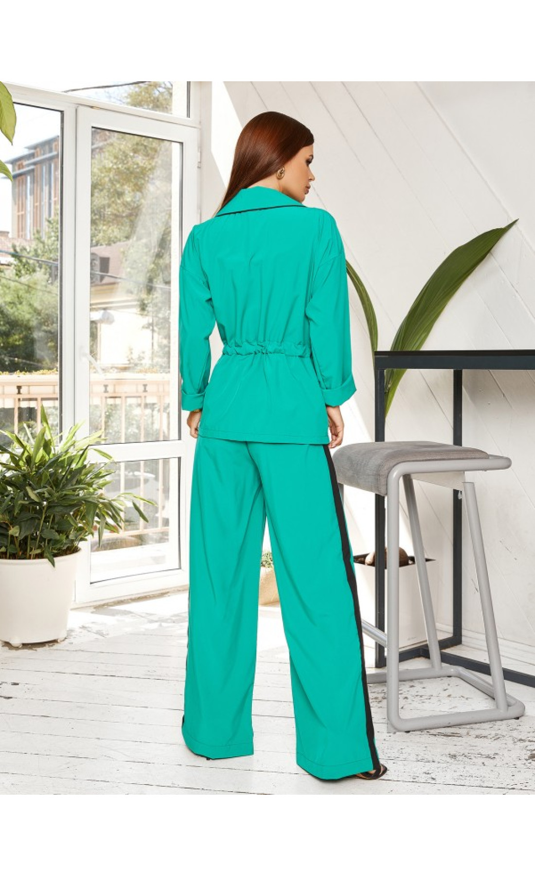 Жіночий костюм Issp