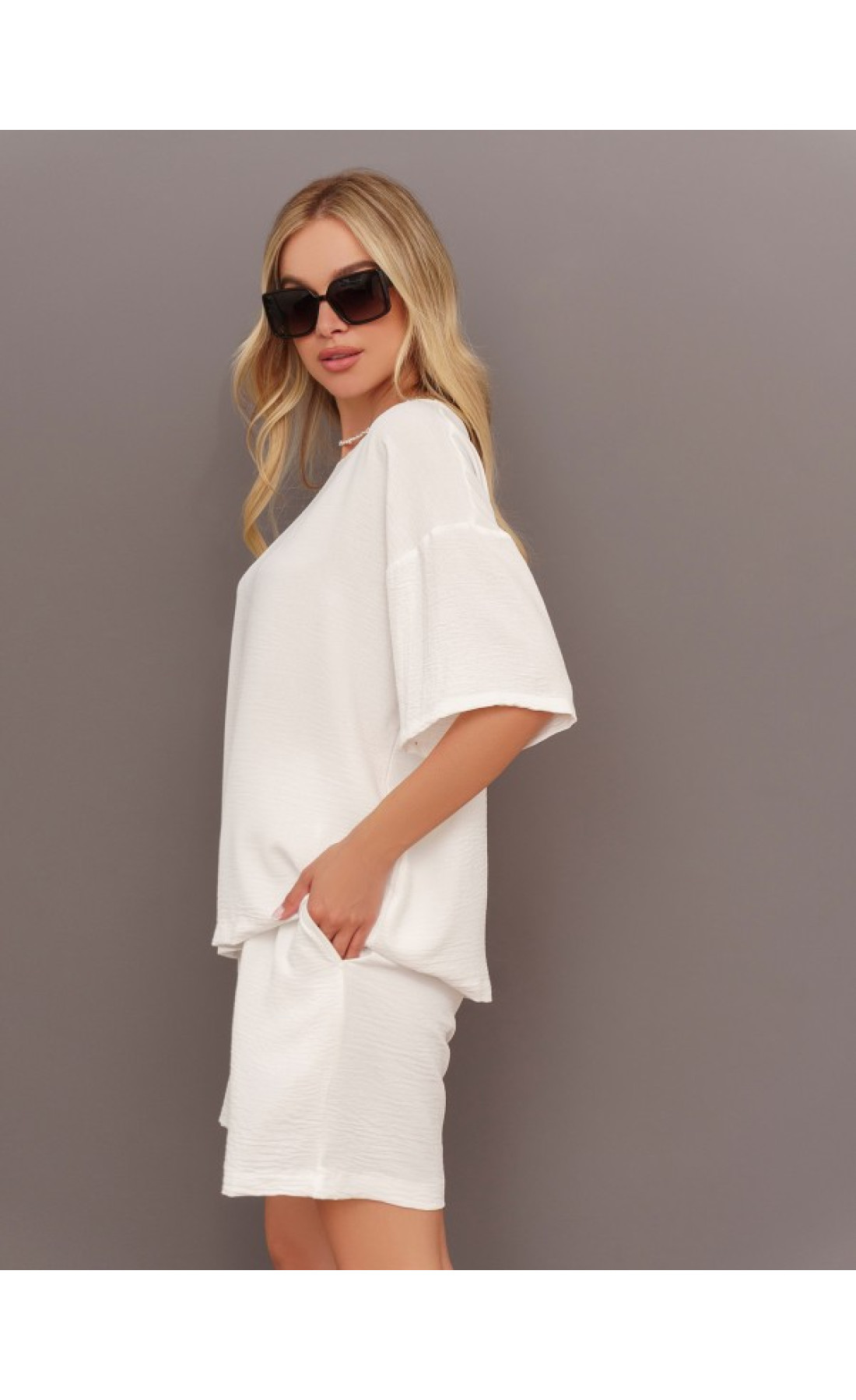 Жіночий костюм Issp