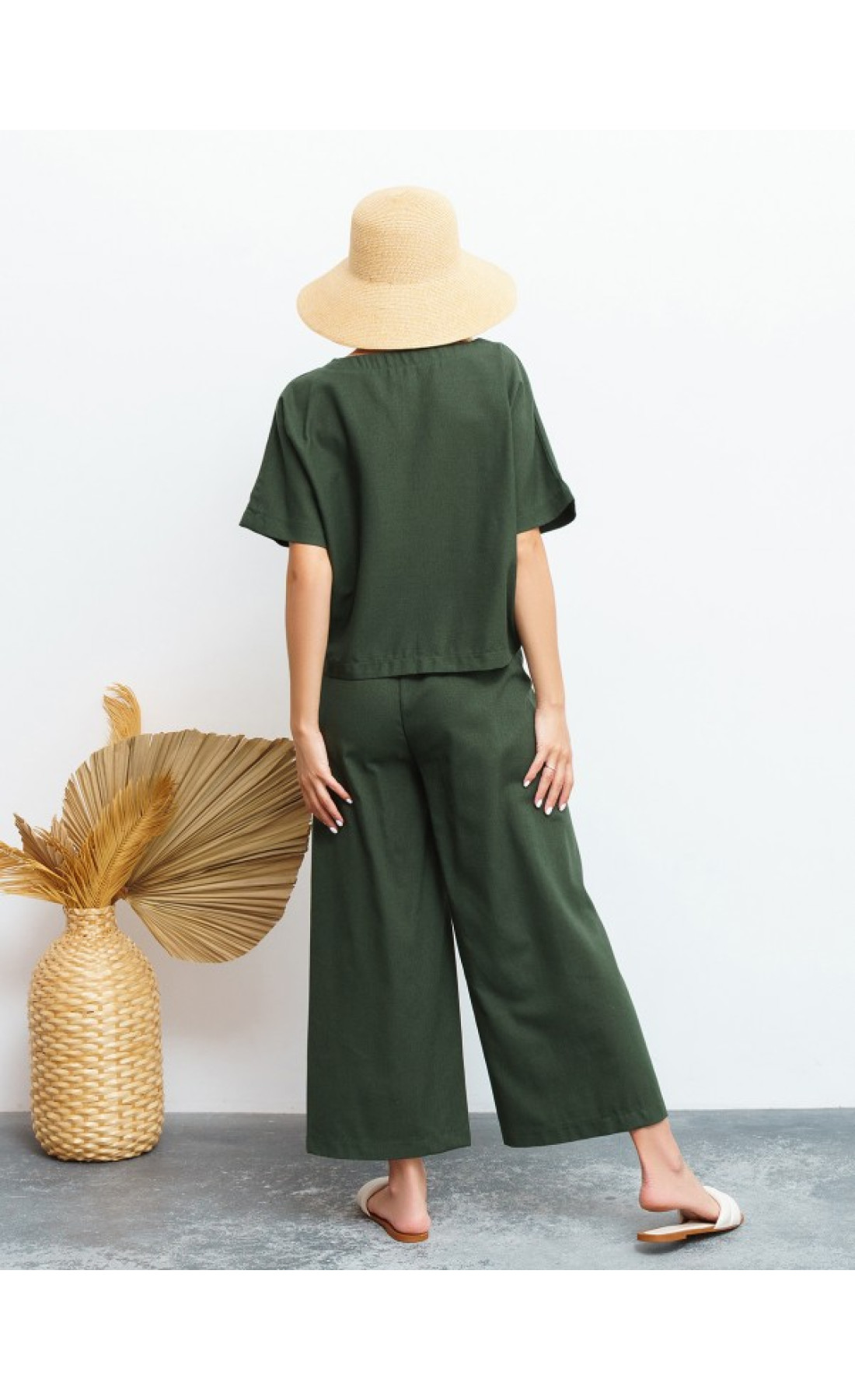 Жіночий костюм Issp