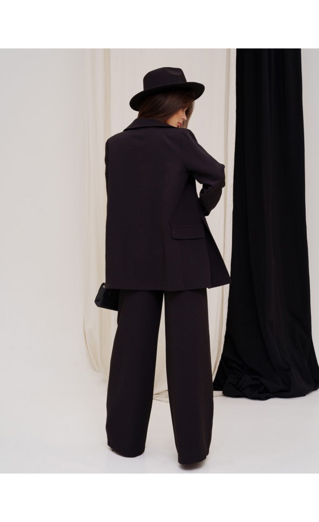 Жіночий костюм Issp