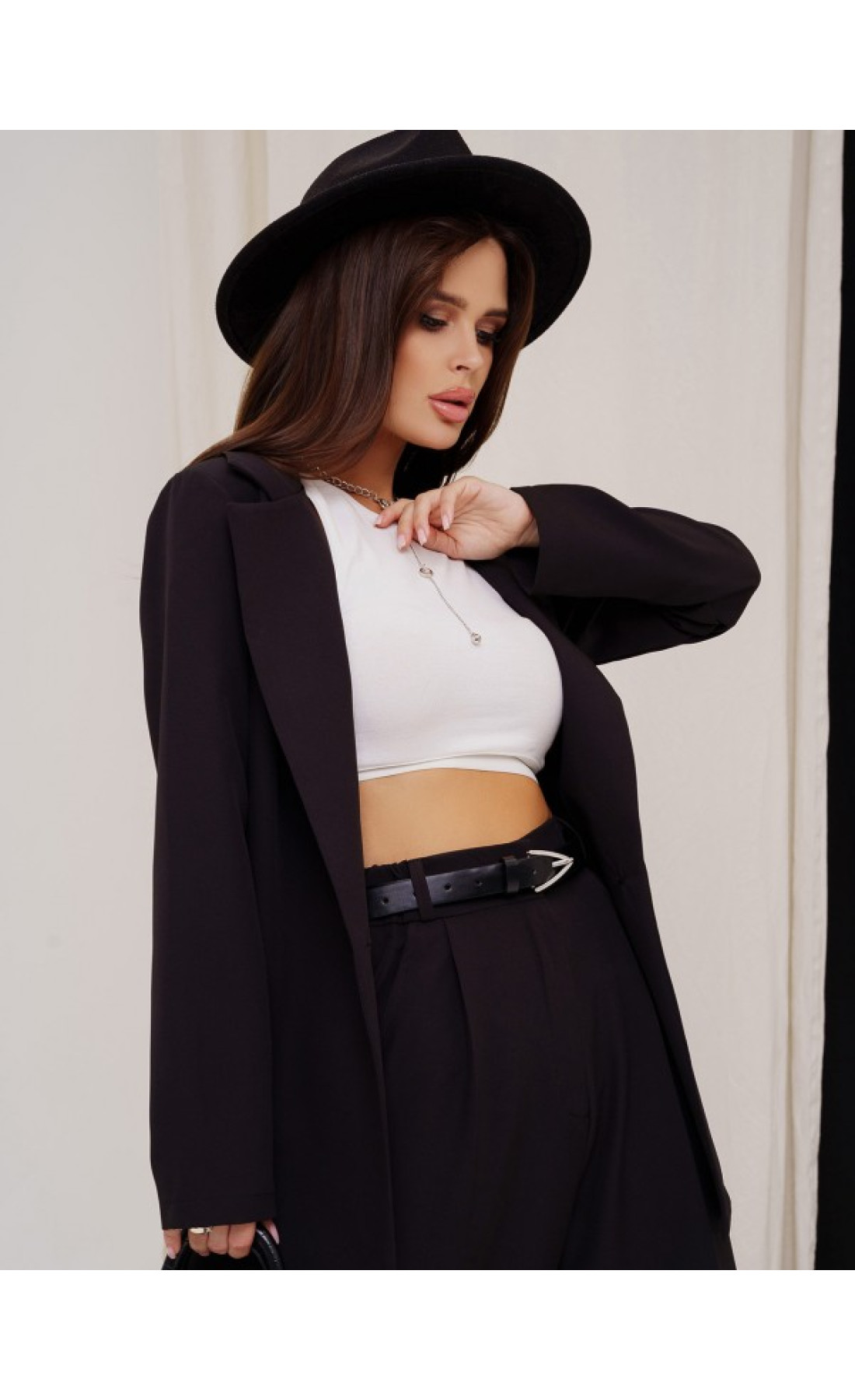 Жіночий костюм Issp