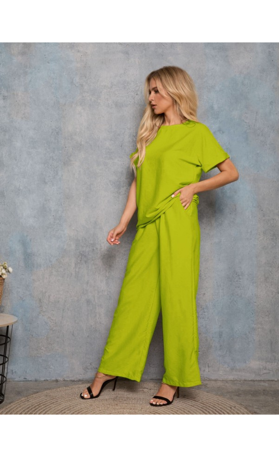 Жіночий костюм Issp