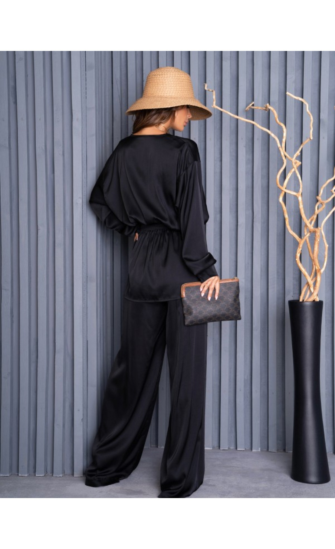 Жіночий костюм Issp