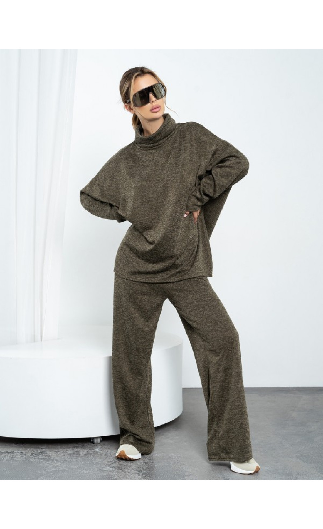 Жіночий костюм Issp