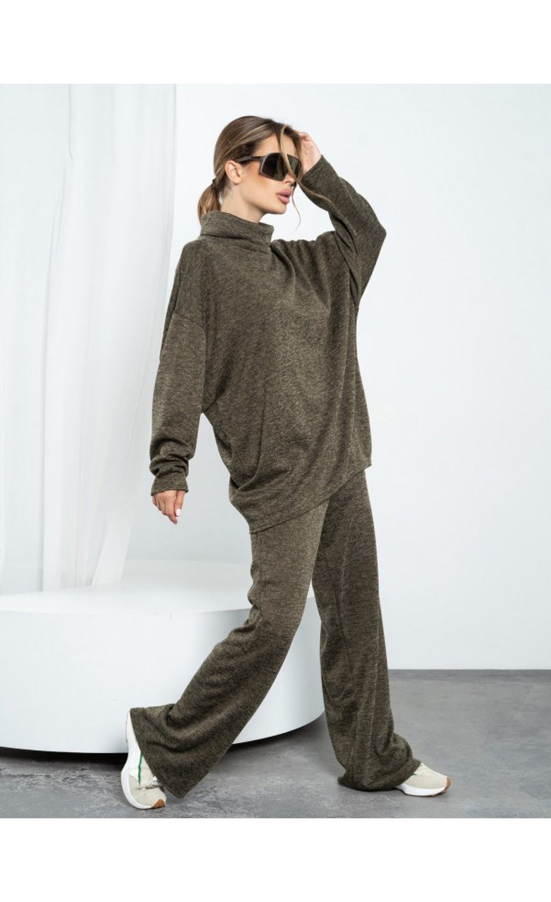 Жіночий костюм Issp