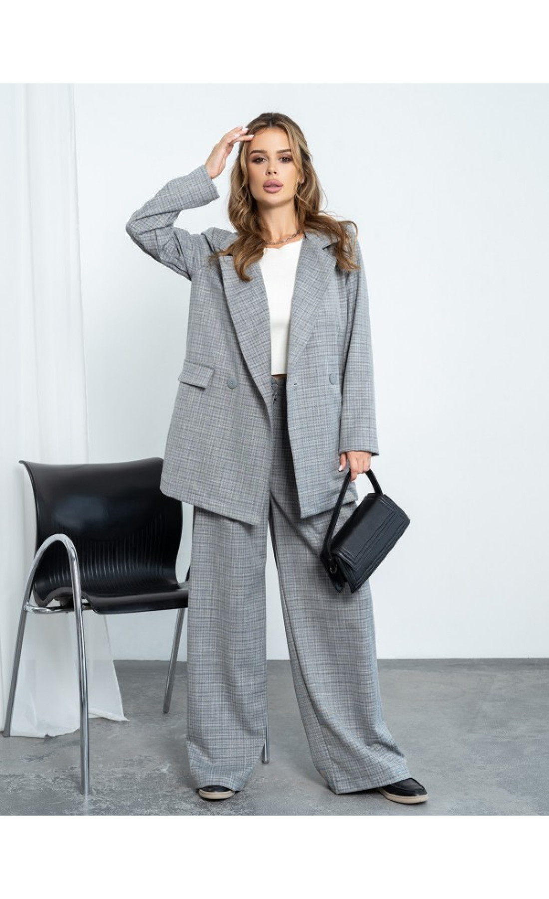 Жіночий костюм Issp