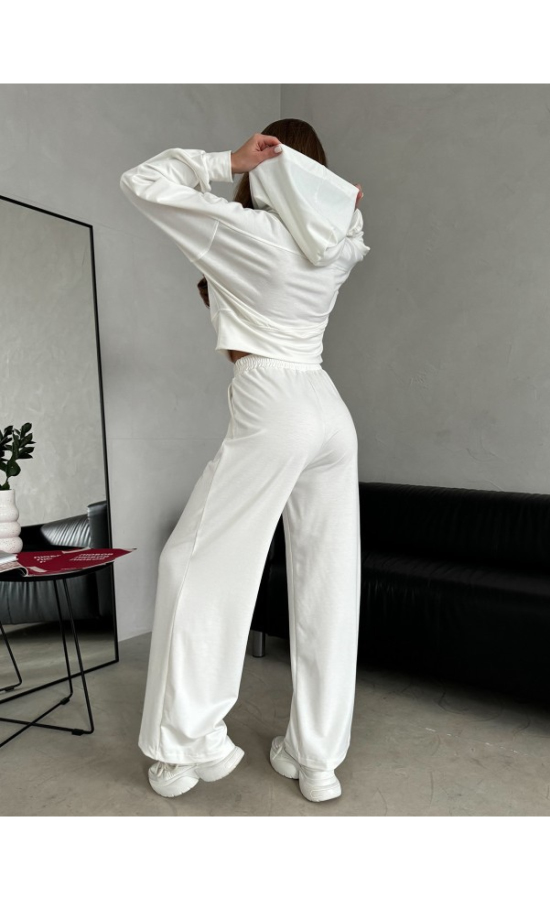 Жіночий костюм Issp