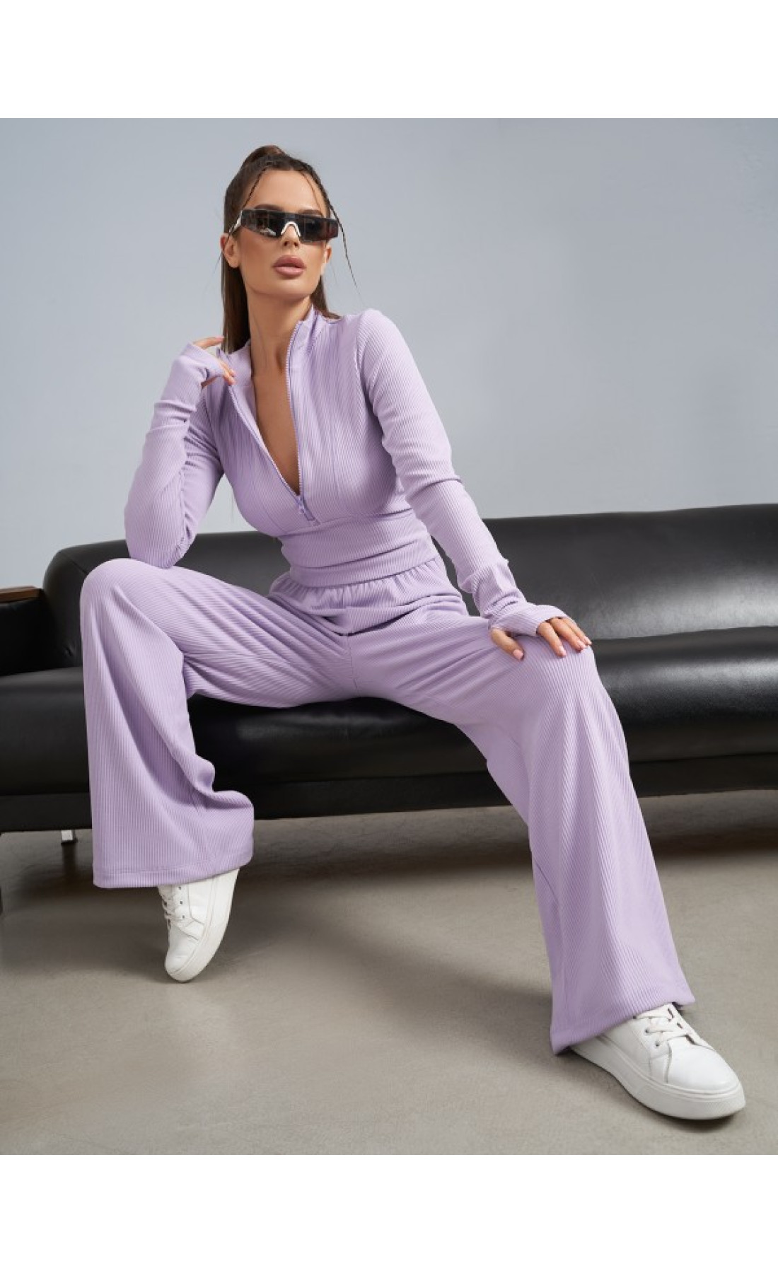 Жіночий костюм Issp