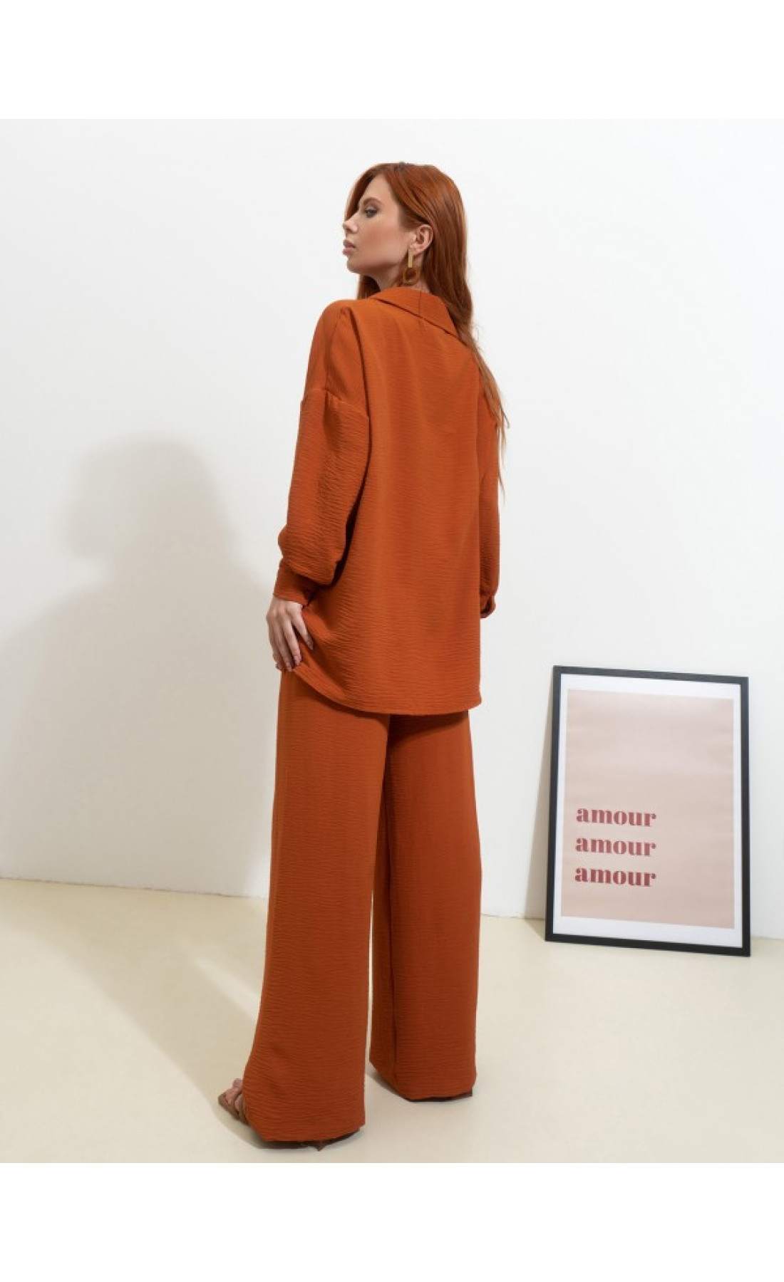 Жіночий костюм Issp