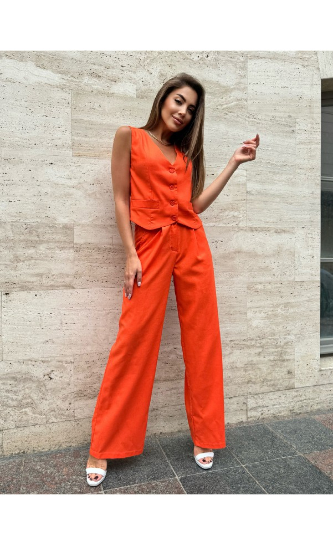 Жіночий костюм Issp