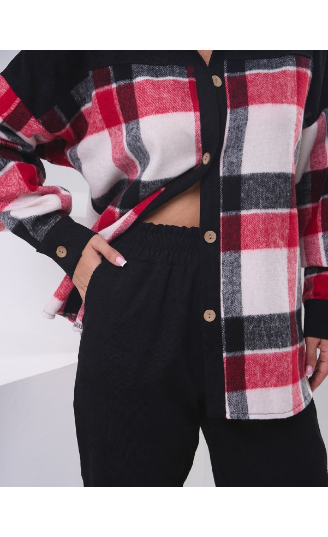 Жіночий костюм Issp