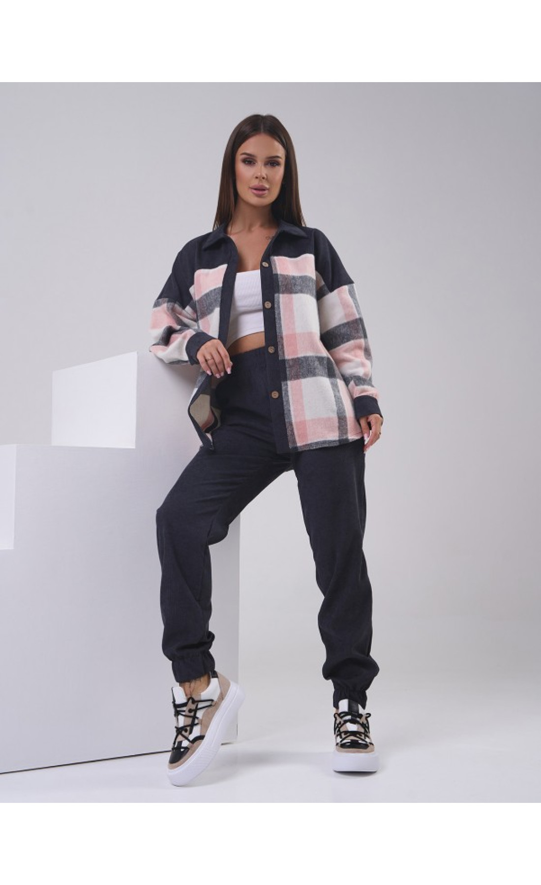 Жіночий костюм Issp