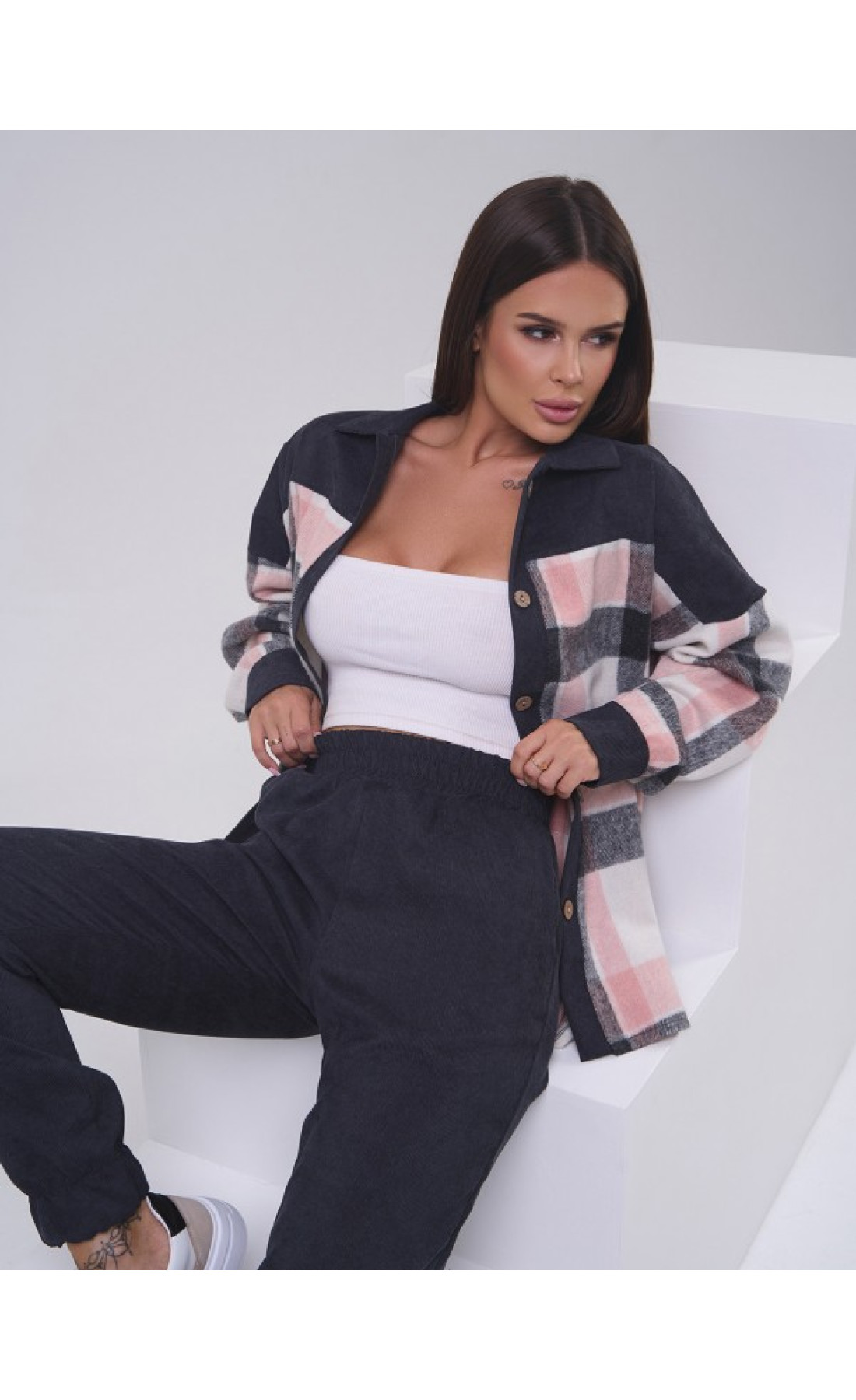 Жіночий костюм Issp