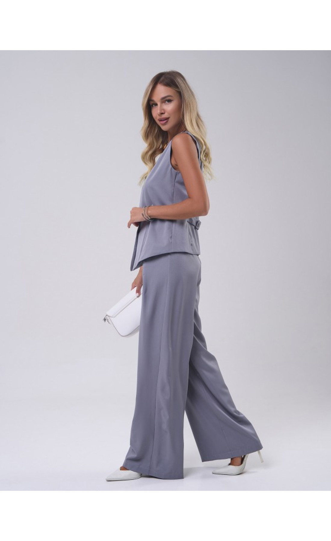 Жіночий костюм Issp